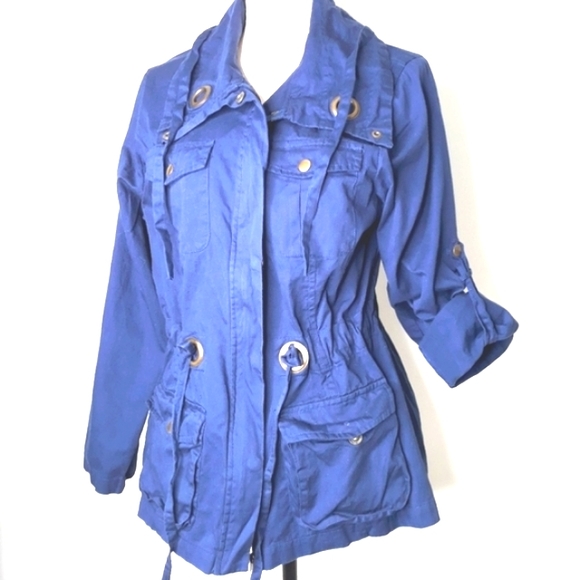 Anthony Richards Adjustable Zipper Up Jacket - Picture 4 of 9